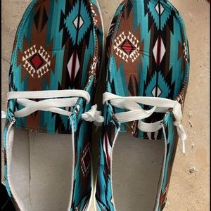 Aztec western shoes. Size9.5